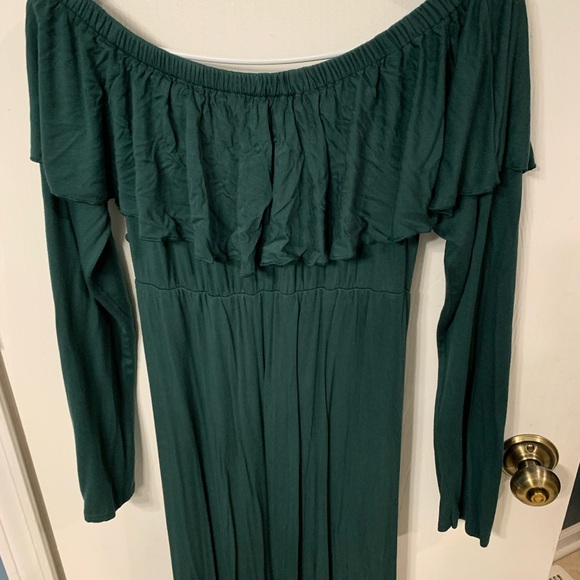 Maternity: Fitted floor length dress long sleeve off shoulder with ruffle - Picture 3 of 6